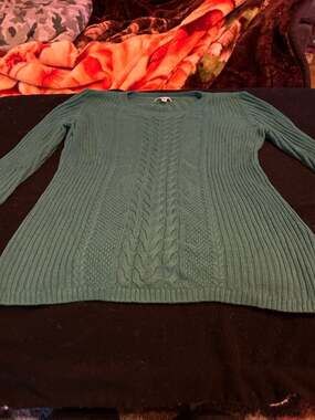 croft and barrow sweater size medium